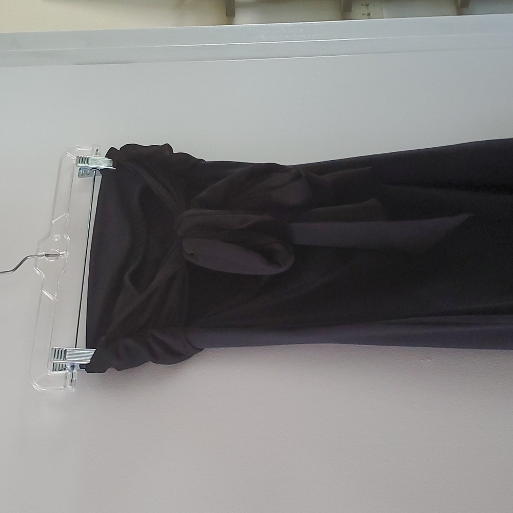 MODA International Dress